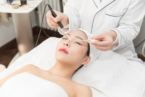 汕头美容学校哪个好