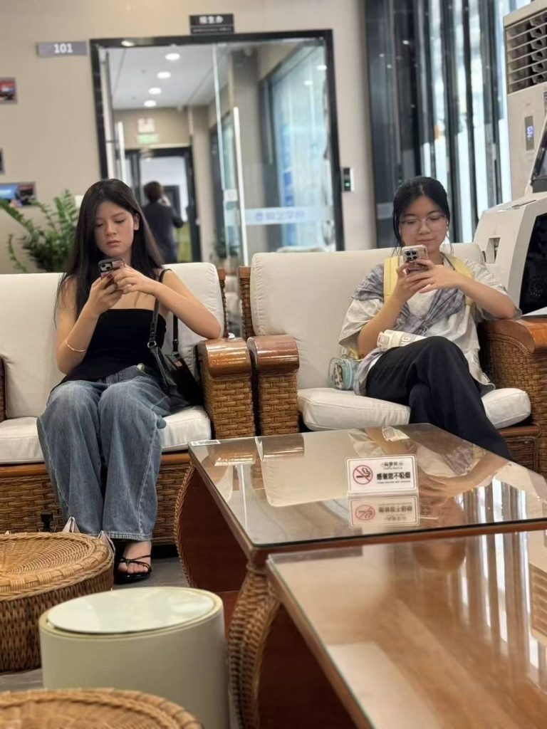 2025年7月广州尚艺美发职业学院毕业季报名热潮来袭