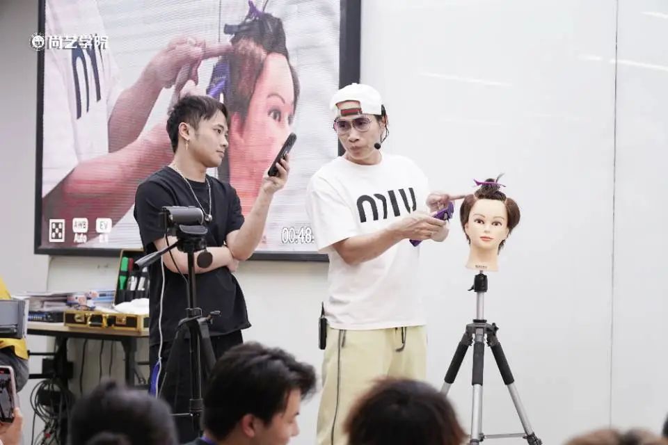 广州尚艺美发学院明日之星剪发全科班