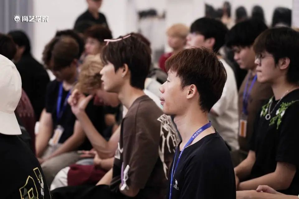 广州尚艺美发学院明日之星剪发全科班