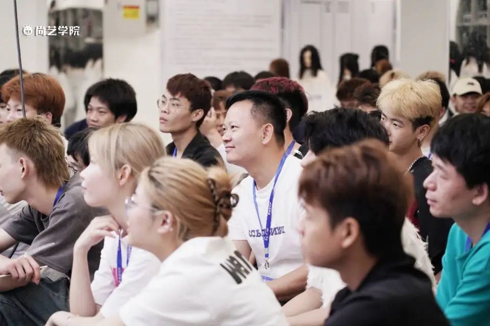 广州尚艺美发学院明日之星剪发全科班