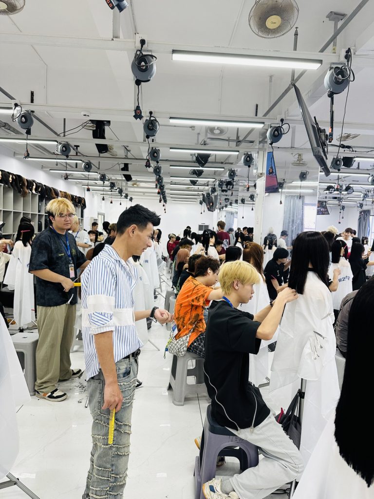 尚艺职业培训学院学费，多少钱?