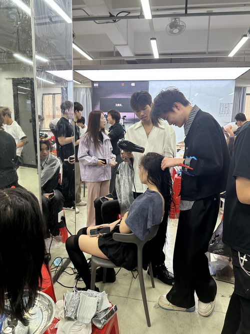 尚艺美发学院的口碑怎么样?